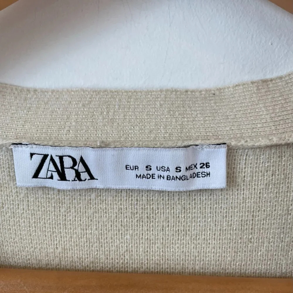 Zara Flower Pearl Button V Neck Knit Cardigan Cream Size Small - Picture 6 of 7